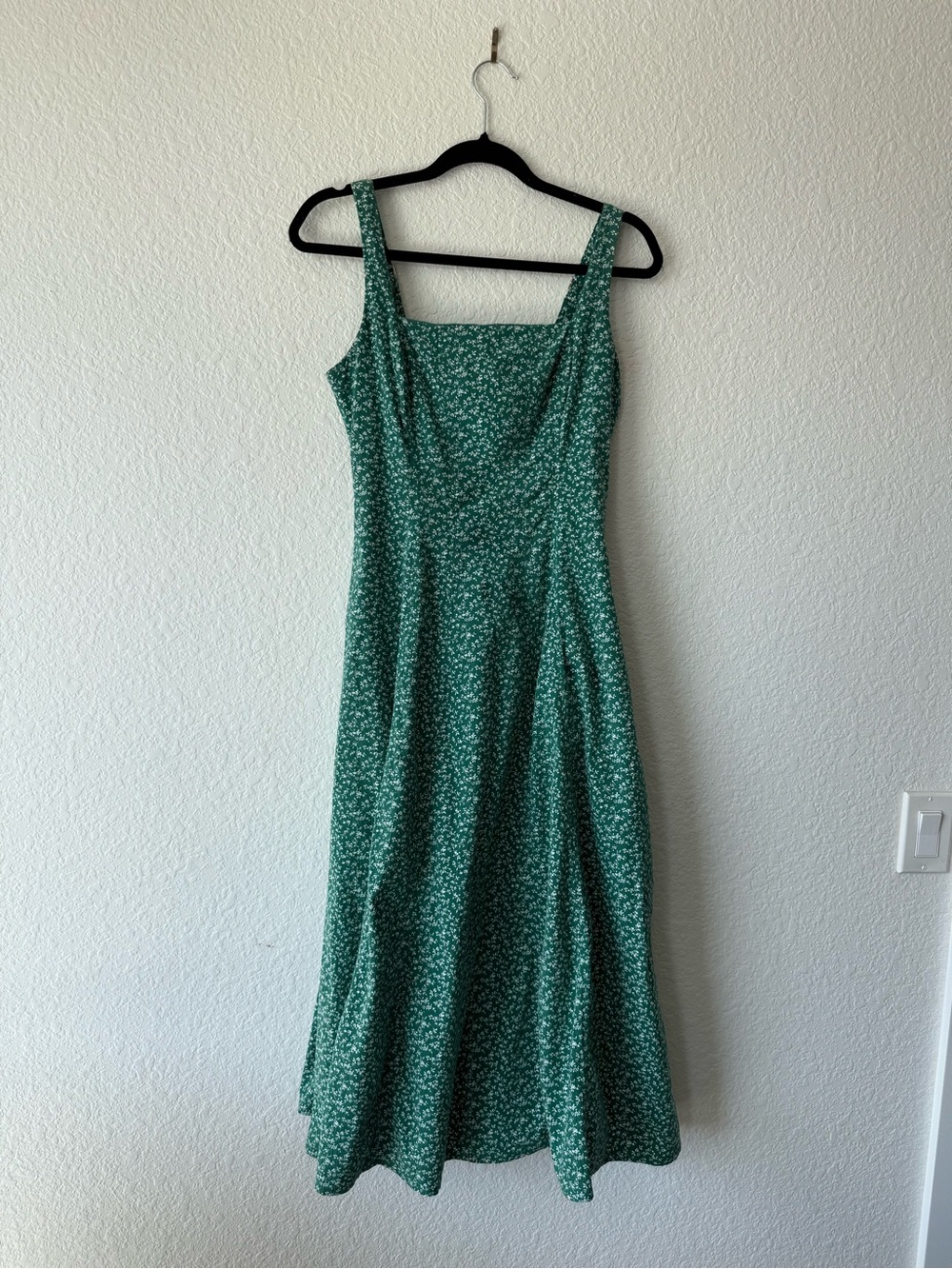 Abercrombie & Fitch Green Floral Square-Neck Midi Dress